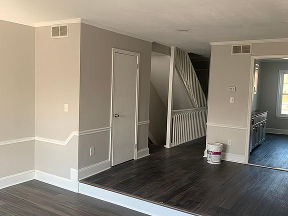 3rd image of 532 Lafayette Blvd