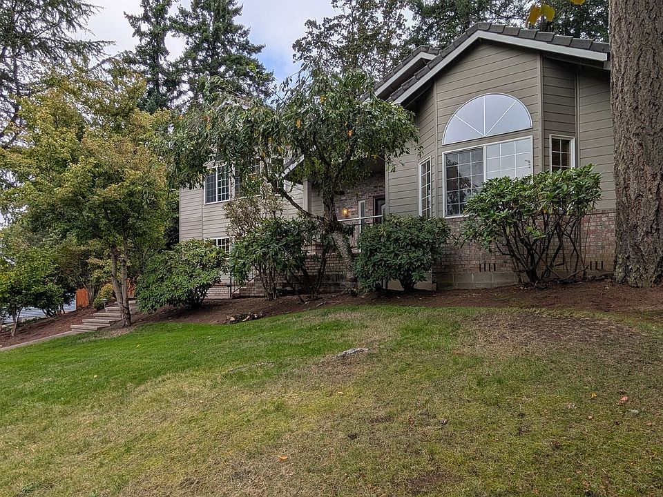 1st image of 2660 Bowmont Dr