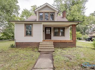 1302 Laning Rd, Toledo, OH 43615