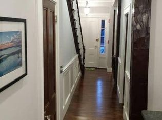 44 Bradford St, Bristol, RI 02809