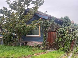 4079 Carrington St, Oakland, CA 94601