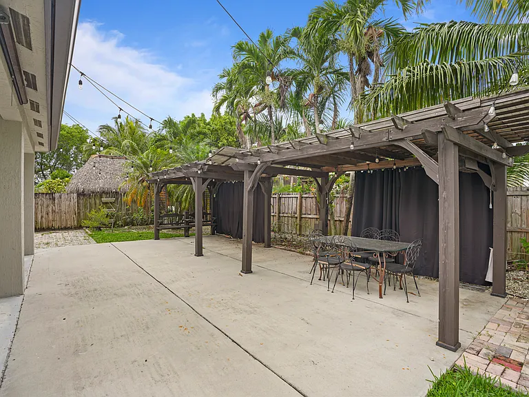 20234 SW 128th Pl — Photo 39