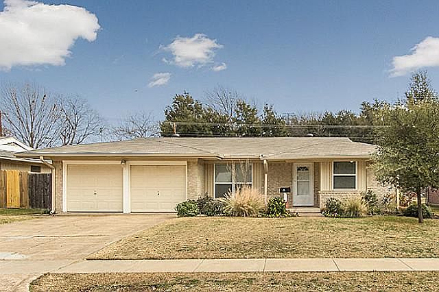 1st image of 308 Brookwood Dr