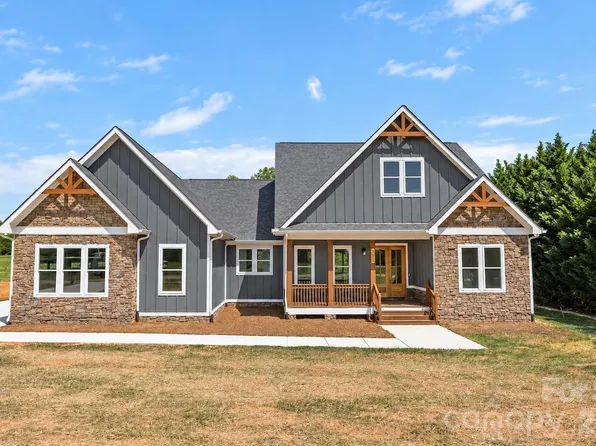 395 New Salem Rd, Statesville, NC 28625