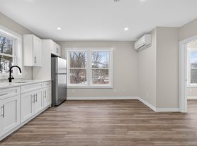 303 Main St