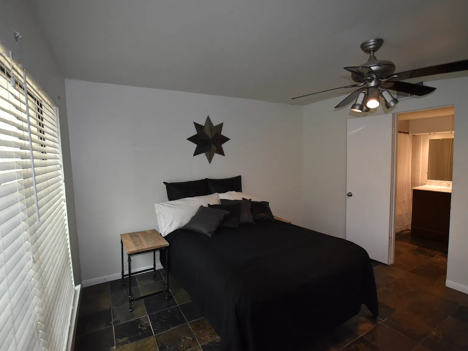 6718 Eastridge Dr — Photo 3