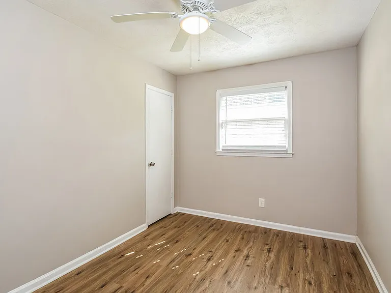 6325 Wellington Way — Photo 14
