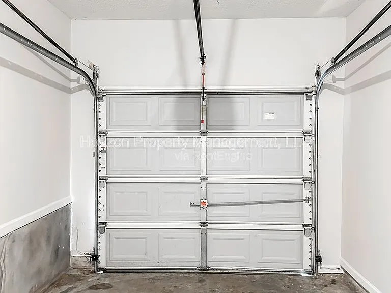 139 Riverstone Commons Cir — Photo 26