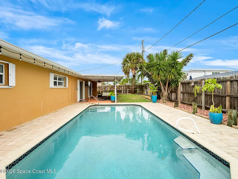 215 Jason Ct — Photo 25