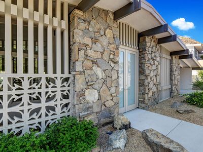 1287 Los Robles Dr, Palm Springs, CA, 92262