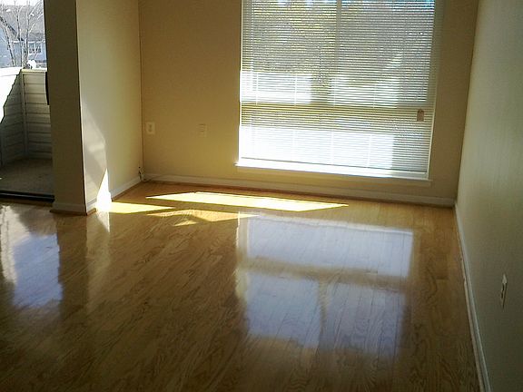 2nd image of 5804 Village Green Dr Unit 3/5804G