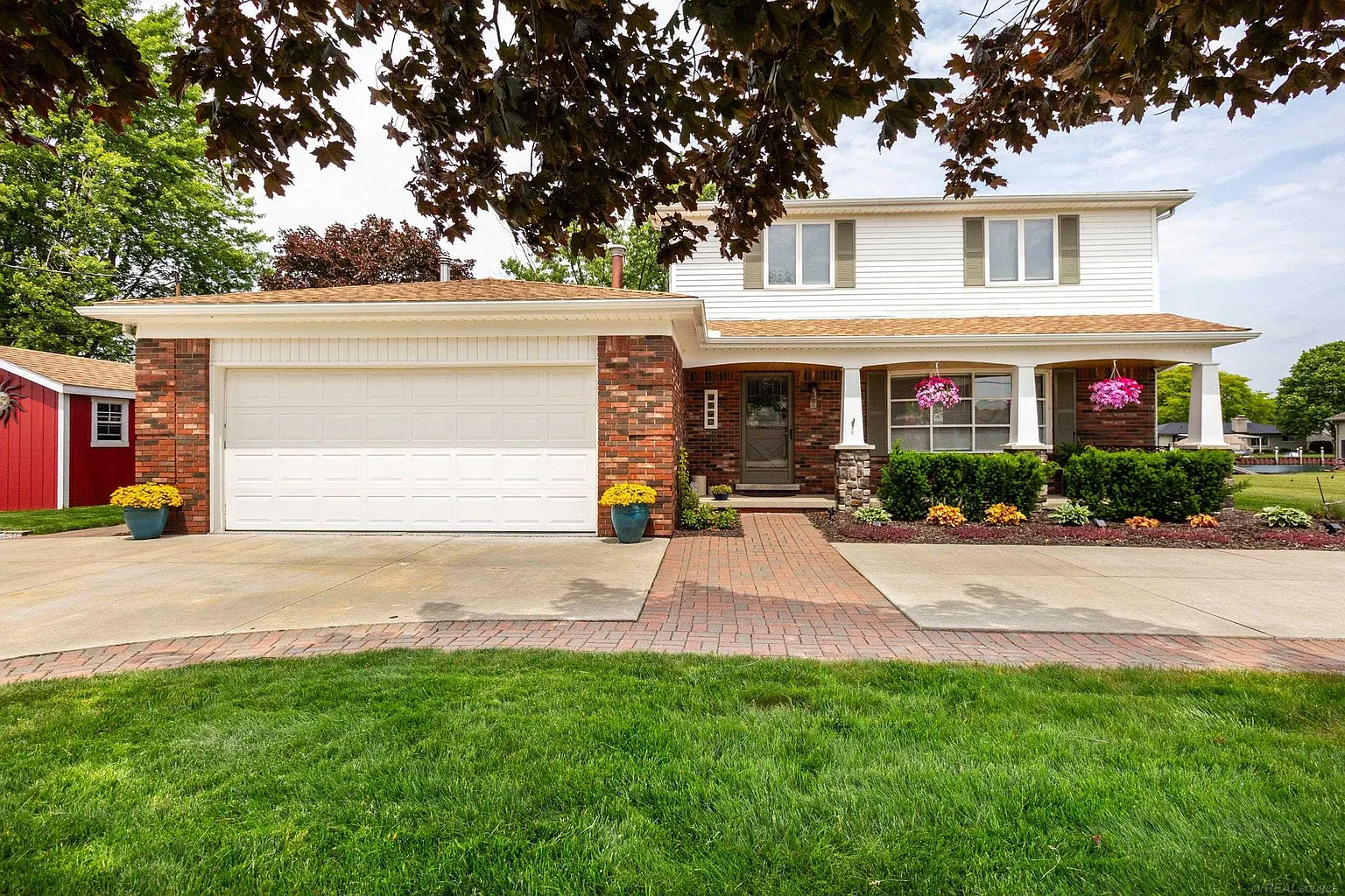 7276 Cardinal Rd photo 1