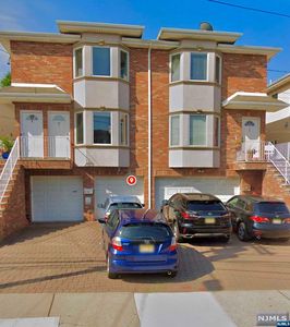 416 Henry St #A, Fairview, NJ, 07022