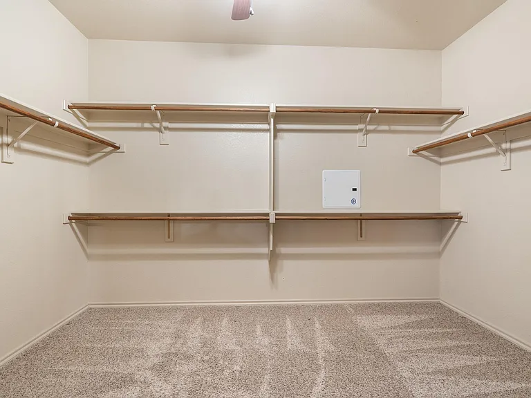 3200 Stonecrop Trl — Photo 15