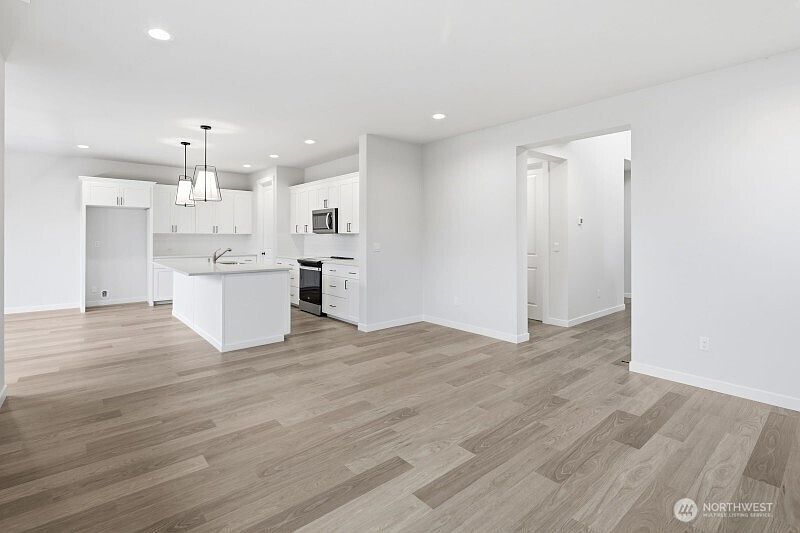 4th image of 1640 Lockridge Loop E #10