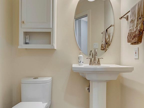 4th image of 14044 Eagle Chase Cir