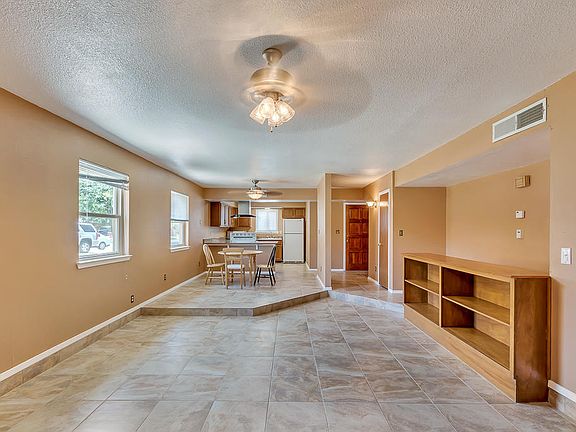 3rd image of 10949 Delafield Dr #B