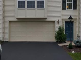 117 Kensington Dr, Pittsburgh, PA 15237