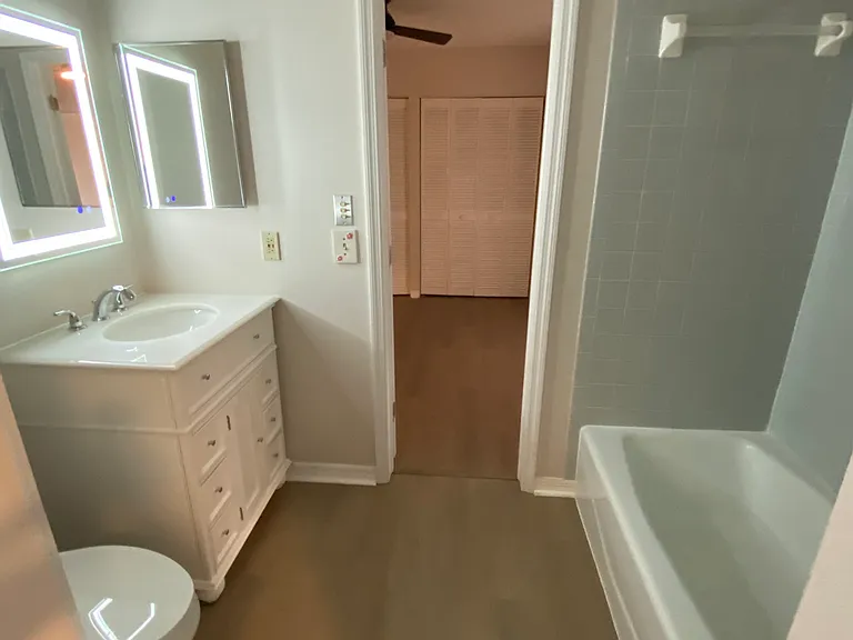 1485 37th St #211 — Photo 13