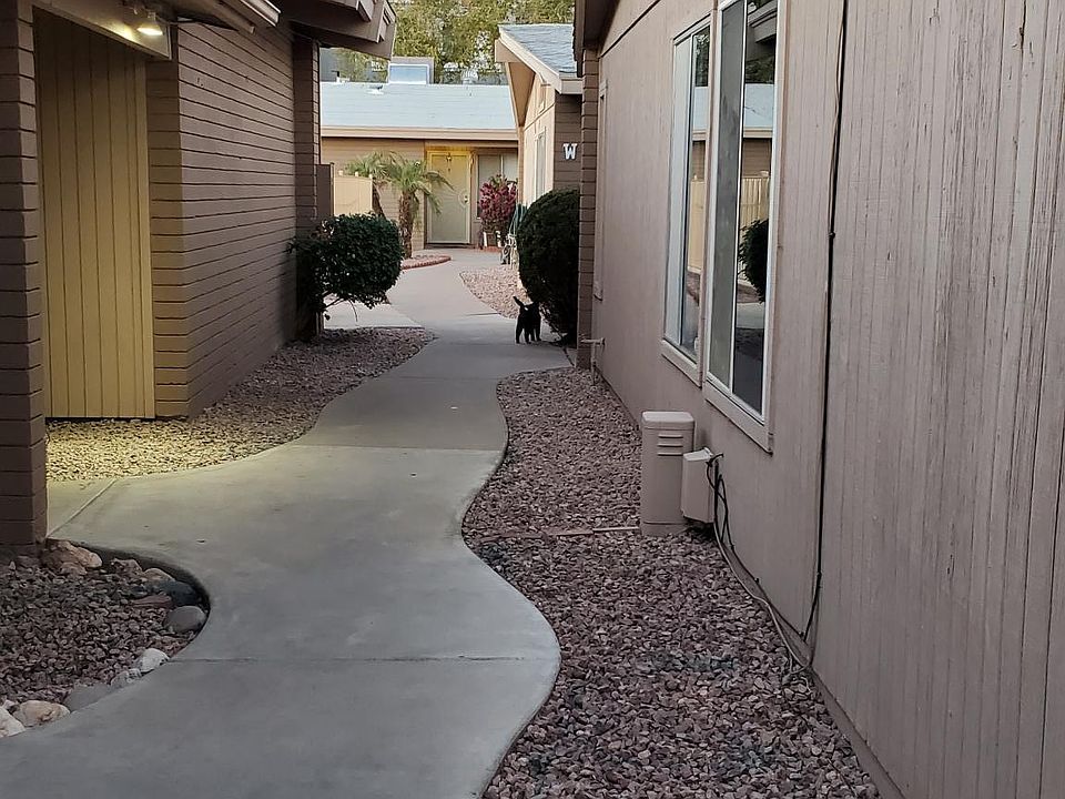 Private corner unit.