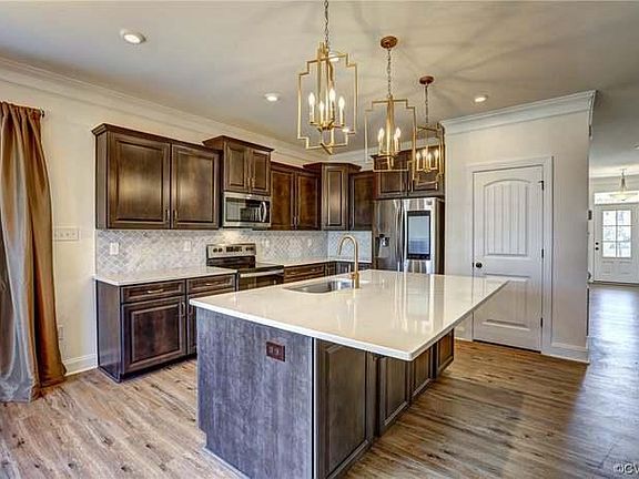 5th image of 10012 Winston Park Ct