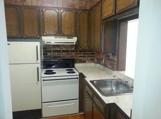 169 Park Ave APT 2B, Cohoes, NY 12047