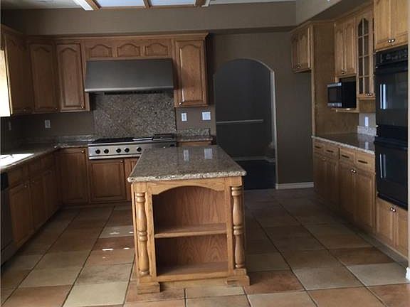 2nd image of 6409 Calle Placido Dr