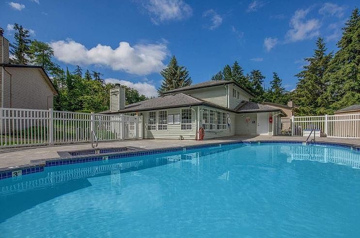 2nd image of 4702 S 302nd Ln #30160