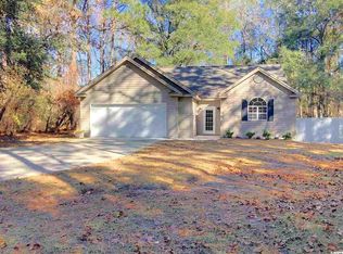 221 Moss Dale Ln, Pawleys Island, SC 29585