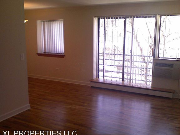 5th image of 5423 N Winthrop Ave APT 313