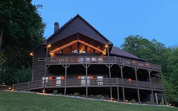 1st image of 3391 Indian Springs Ct