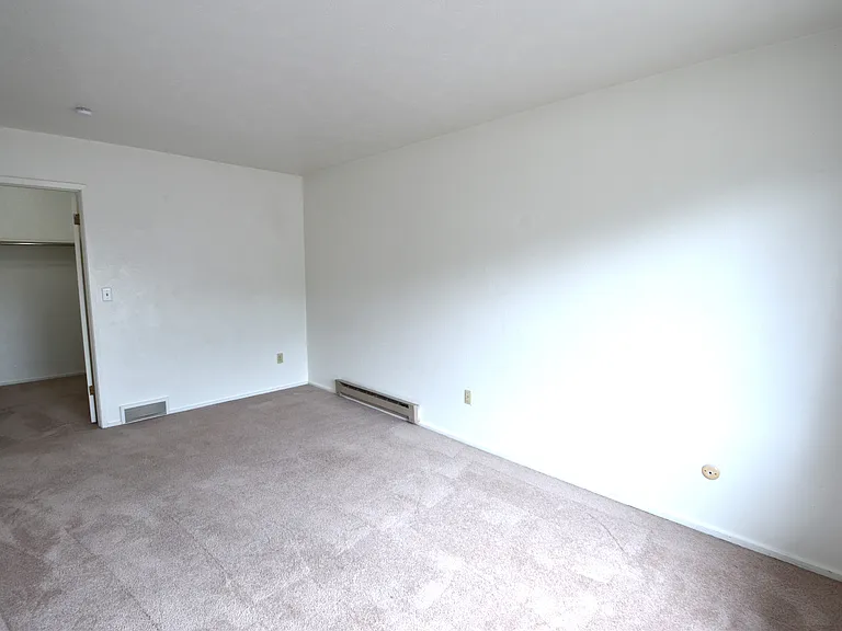 5550 Pennsylvania Ave #2 — Photo 15