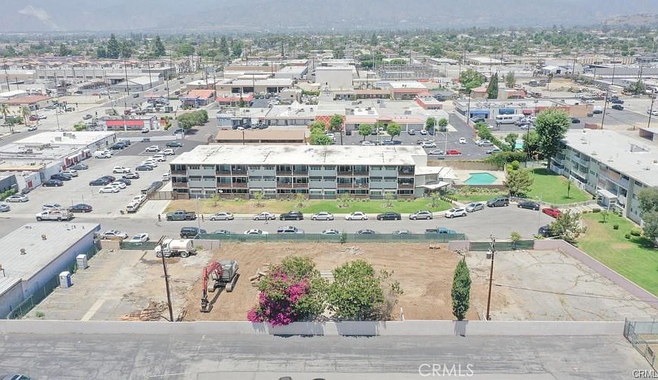 1st image of 544 E Rue Royale St Lot 10