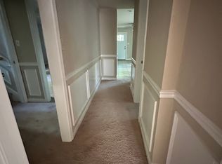 28 Pawnee Dr, Fredericksburg, VA 22401