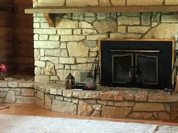 5th image of 4810 Cottonwood Dr