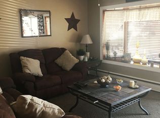 99 Edward St, Iselin, NJ 08830