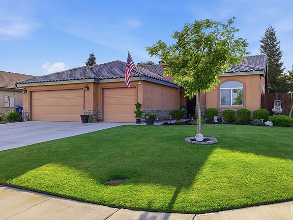 3rd image of 7101 Pine Flat Dr