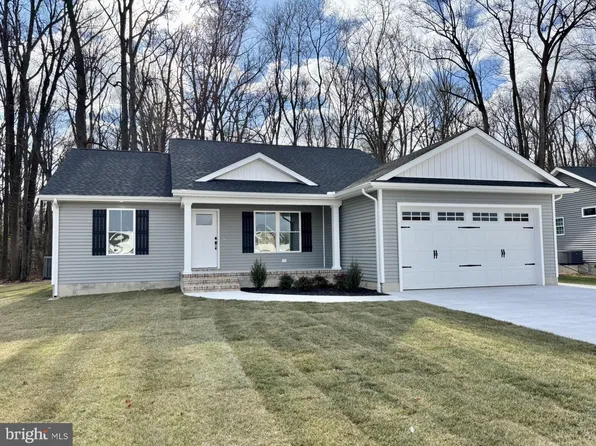 294 Plantation Dr, Felton, DE 19943