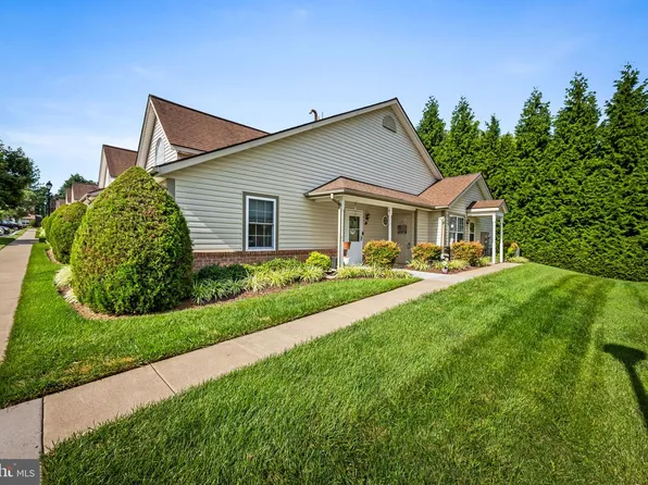2030 Rudy Serra Dr Unit D, Eldersburg, MD 21784