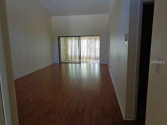4th image of 158 Fallwood St
