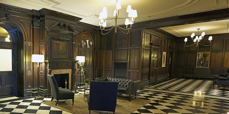 Sold by Realmart Realty LLC | media 4