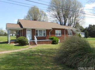 1734 W Maiden Rd, Maiden, NC 28650