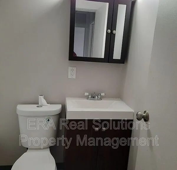 2001 Heritage Dr #5 — Photo 9