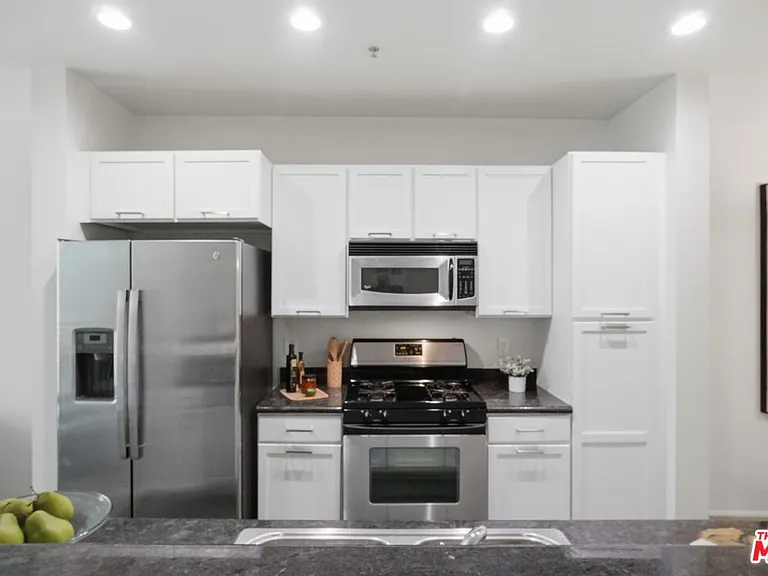 6400 Crescent Park E #301 — Photo 7