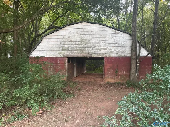 35 Fieldridge Ln, Harvest, AL 35749