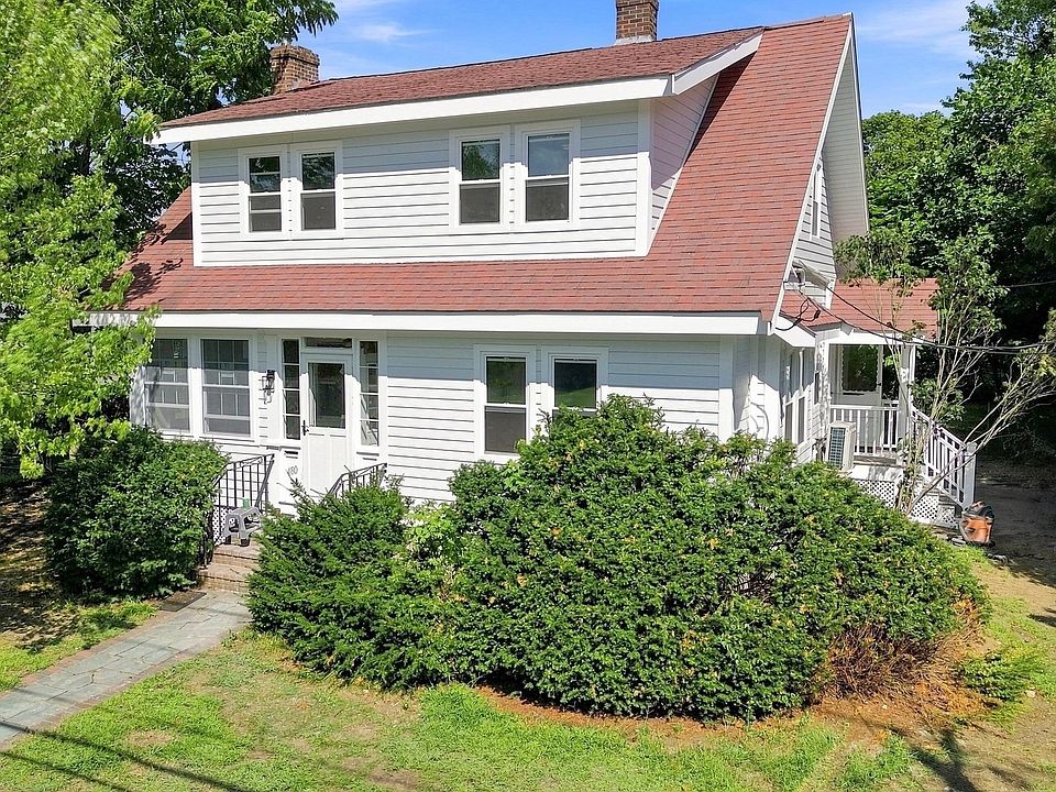 1st image of 480 Summer St