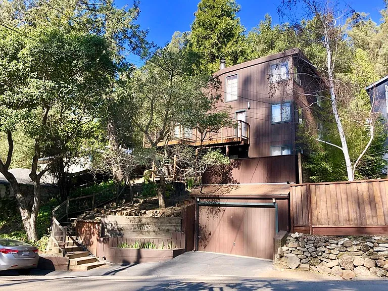 6445 Thornhill Dr — Photo 13