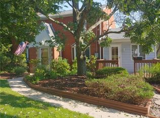 1275 Beagle Dr, Bethel Park, PA 15102