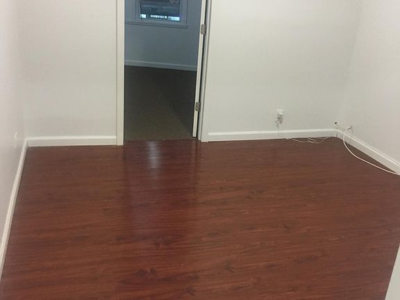 2nd image of 10222 Jamaica Ave