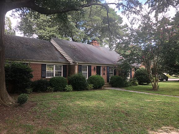 2nd image of 1413 Bruton Ln